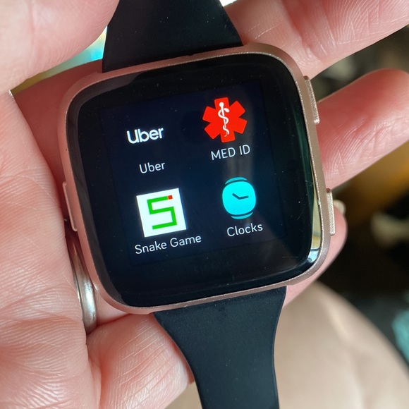 fitbit Other - Rose gold Fitbit Versa black size large band.